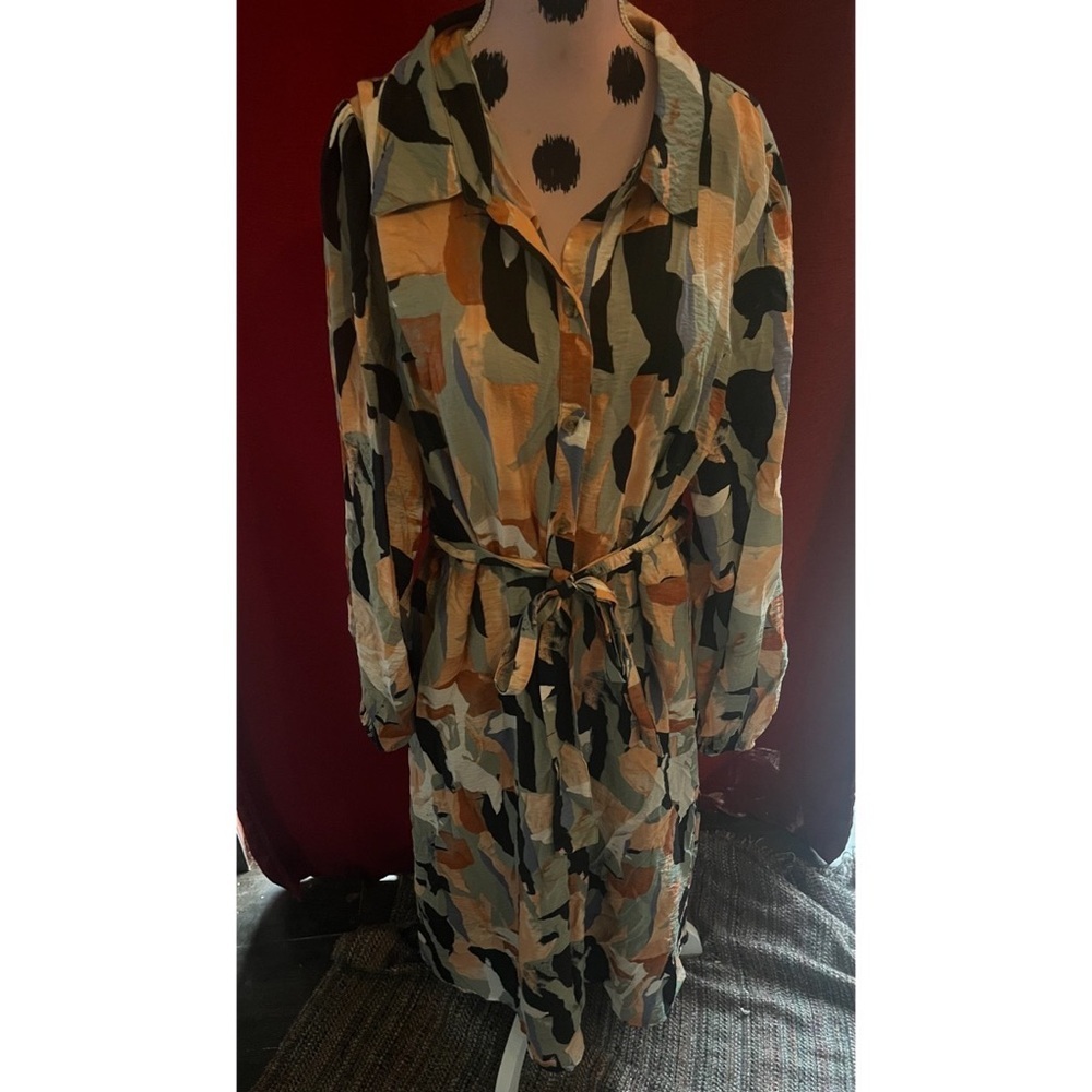 Nine West Abstract Patterned Full Button Belted Maxi Dress